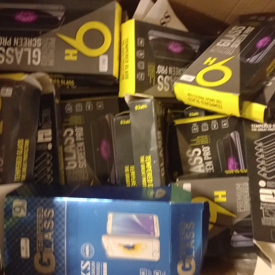 BOX OF APPROXIMATELY 20 ASSORTED MOBILE PHONE SCREEN PROTECTORS IN VARIOUS STYLES, FOR VARIOUS MODELS