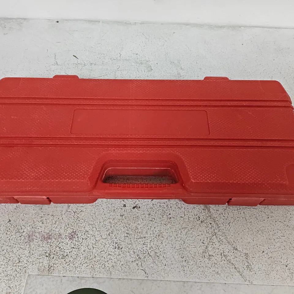 SOCKET SET IN RED CASE – 1/2" DRIVE (TOOLS & EQUIPMENT)