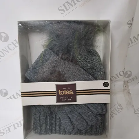 TOTES GREY HAT SCARF AND GLOVE SET