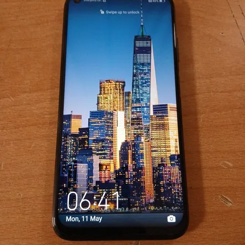 HUAWEI P40 LITE SMARTPHONE – JNY-LX1, BOXED WITH CHARGER