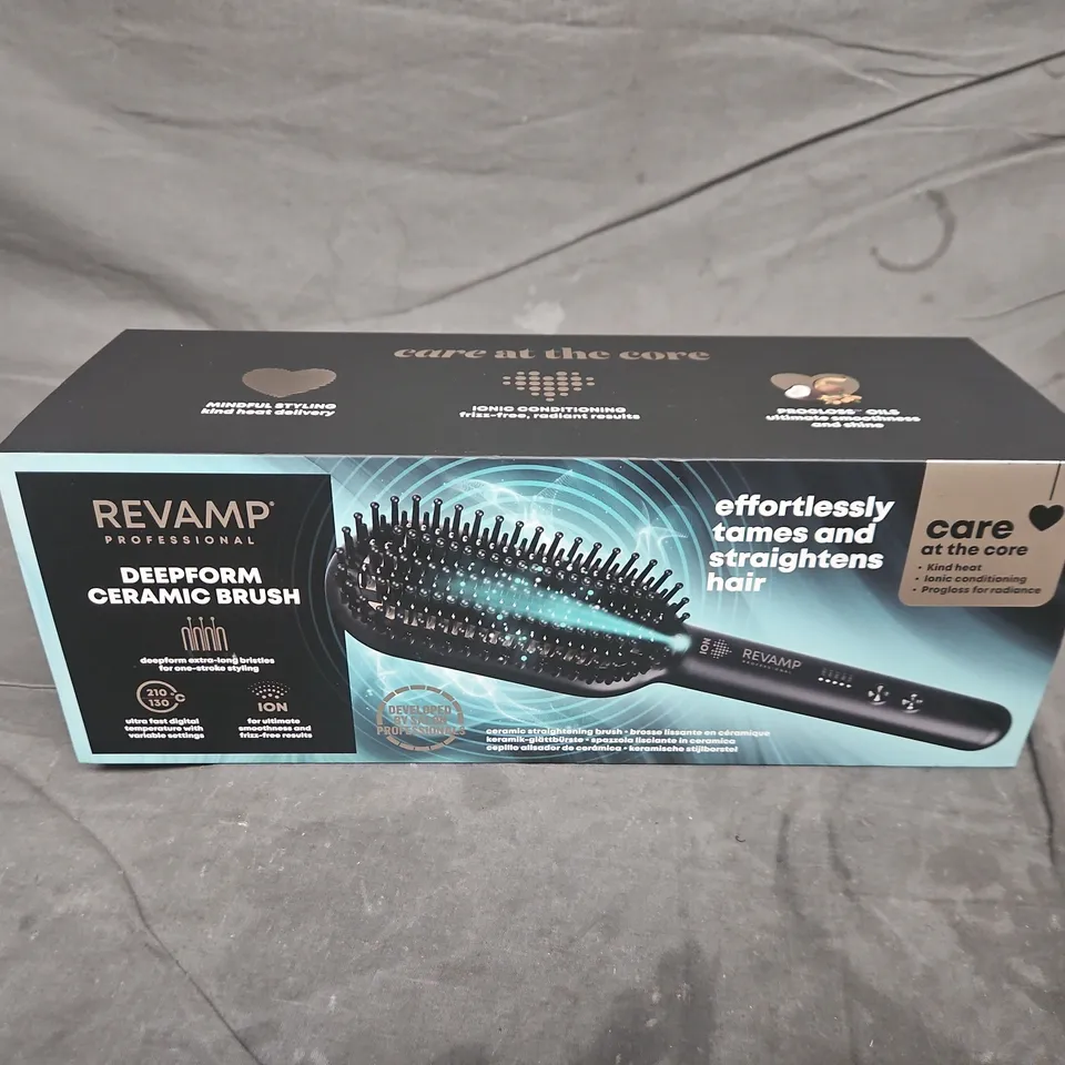 BOXED REVAMP PROFESSIONAL DEEPFORM CERAMIC BRUSH BR-2000X-GB