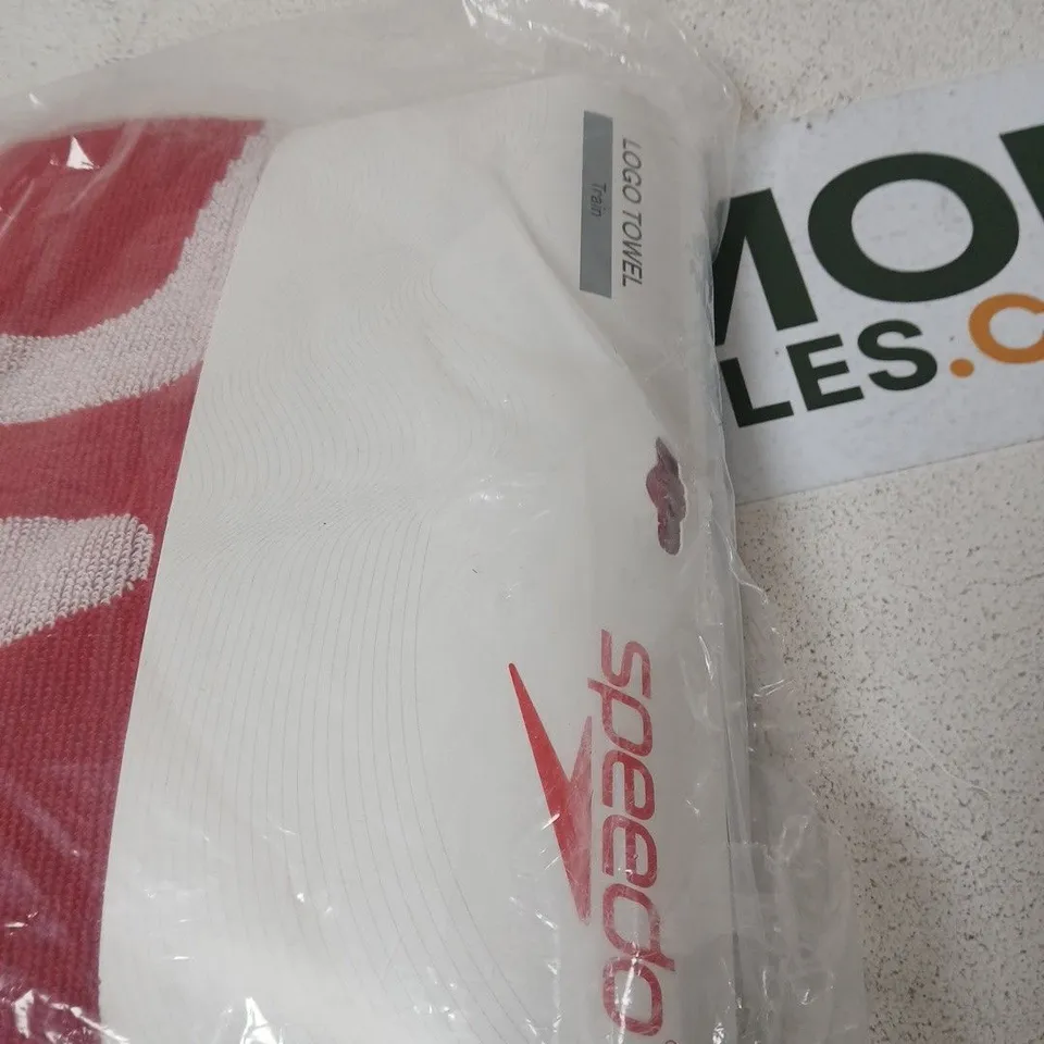 SPEEDO LOGO TOWEL – WHITE WITH RED BRANDING, SEALED IN PACKAGING