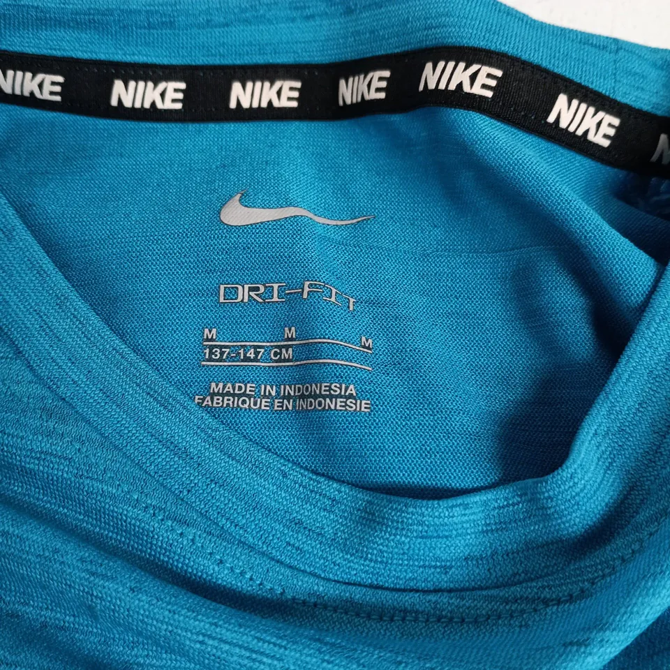 NIKE DRI-FIT T-SHIRT – BLUE, CHILDRENS MEDIUM 137 - 147CM