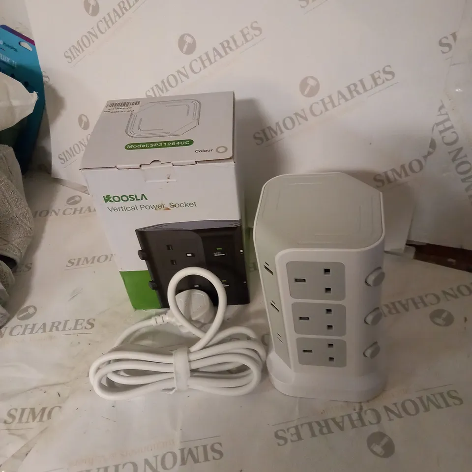 BOXED KOOSLA VERTICAL POWER EXTENSION WITH 12 AC SOCKETS, 2 USB-A + 2 USB-C PORTS