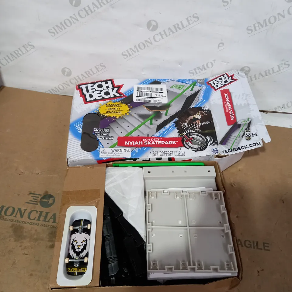 TECH DECK NYJAH HUSTON SKATEPARK