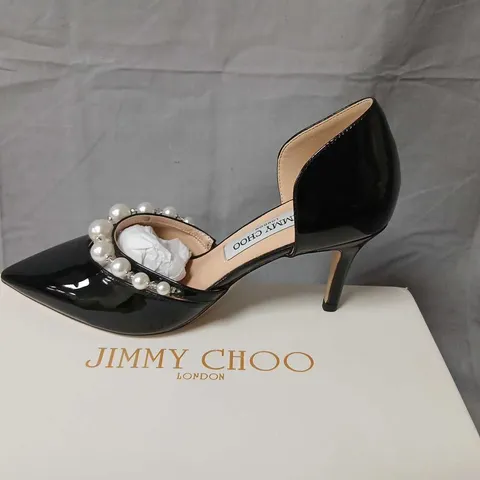 JIMMY CHOO BLACK PATENT LEATHER PUMPS WITH PEARL EMBELLISHMENT, SIZE 37