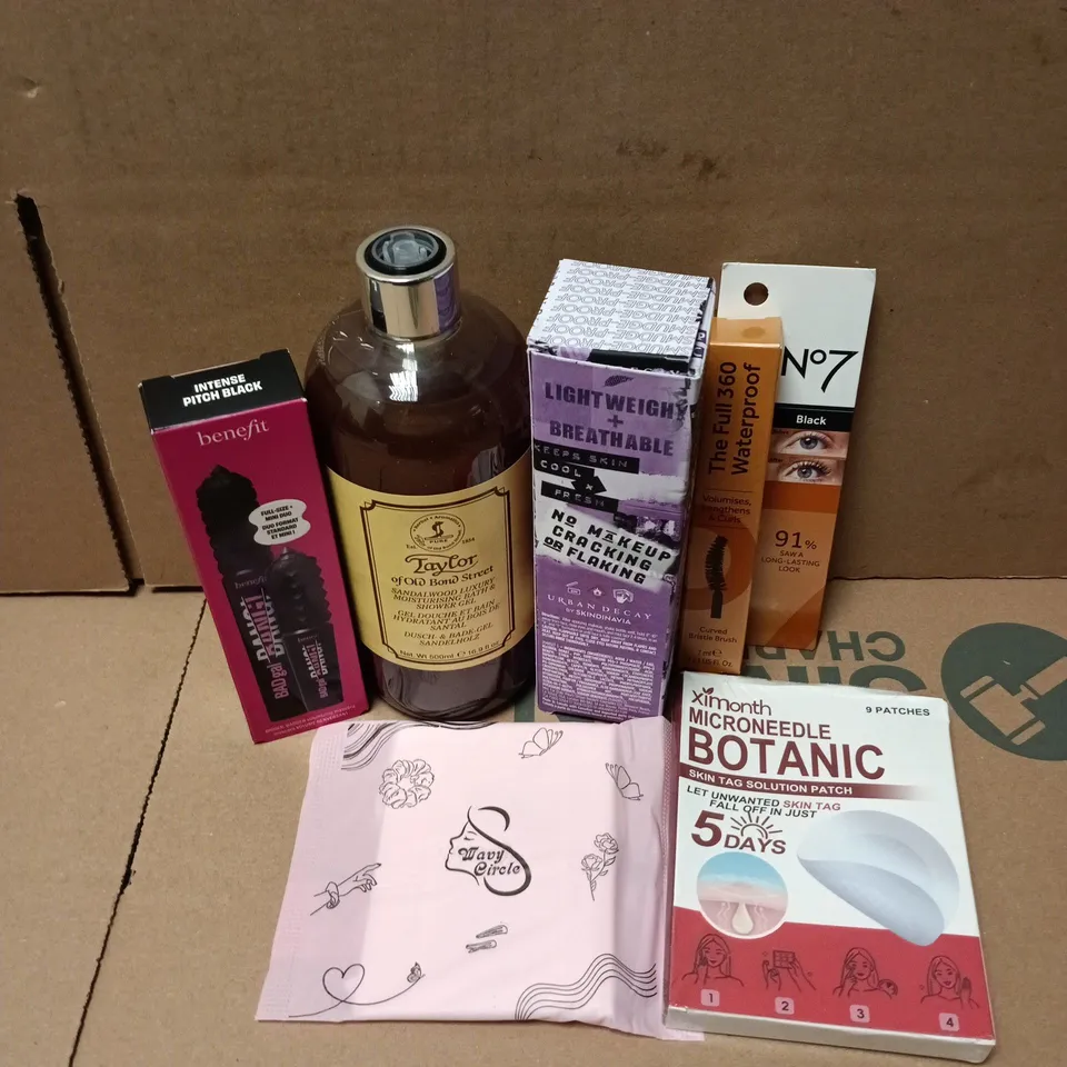 APPROXIMATELY 15 ASSORTED HEALTH & BEAUTY PRODUCTS TO INCLUDE UD ALL NIGHTER MAKEUP SETTING SPRAY, N07 CURVED BRISTLE BRUSH, TAYLOR OF OLD BOND STREET SHOWER GEL, ETC - COLLECTION ONLY