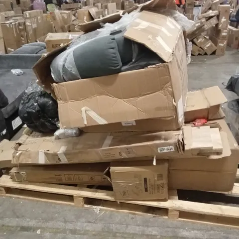PALLET OF ASSORTED FURNITURE PARTS AND PIECES