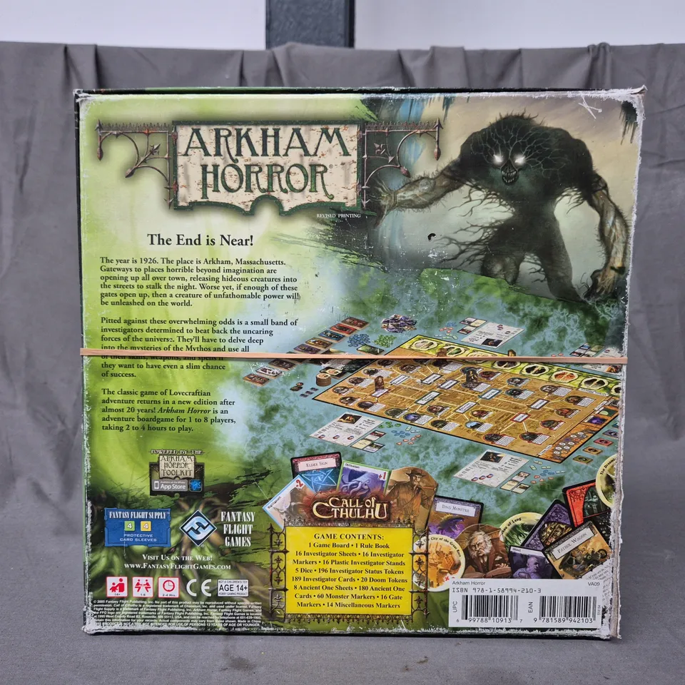 ARKHAM HORROR - A CALL OF CTHULHU BOARD GAME