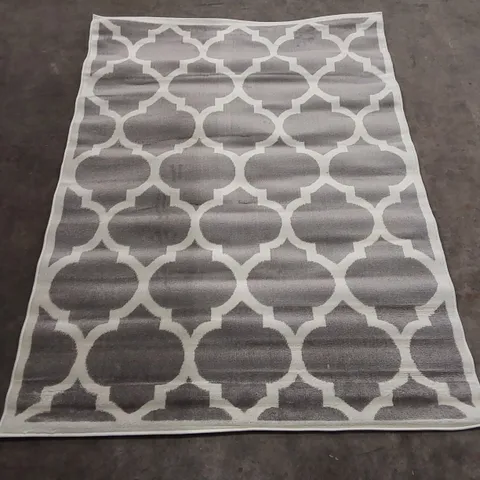 BRAND NEW BAGGED PACO HOME SINAI RUG - 170 x 120cm