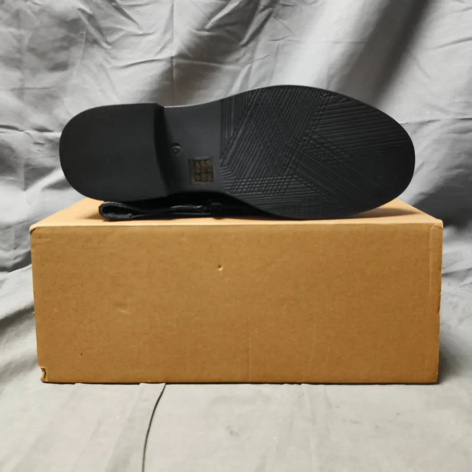 BOXED PAIR OF WHERE'S THAT FROM KNEE-HIGH BOOTS IN BLACK SIZE 6