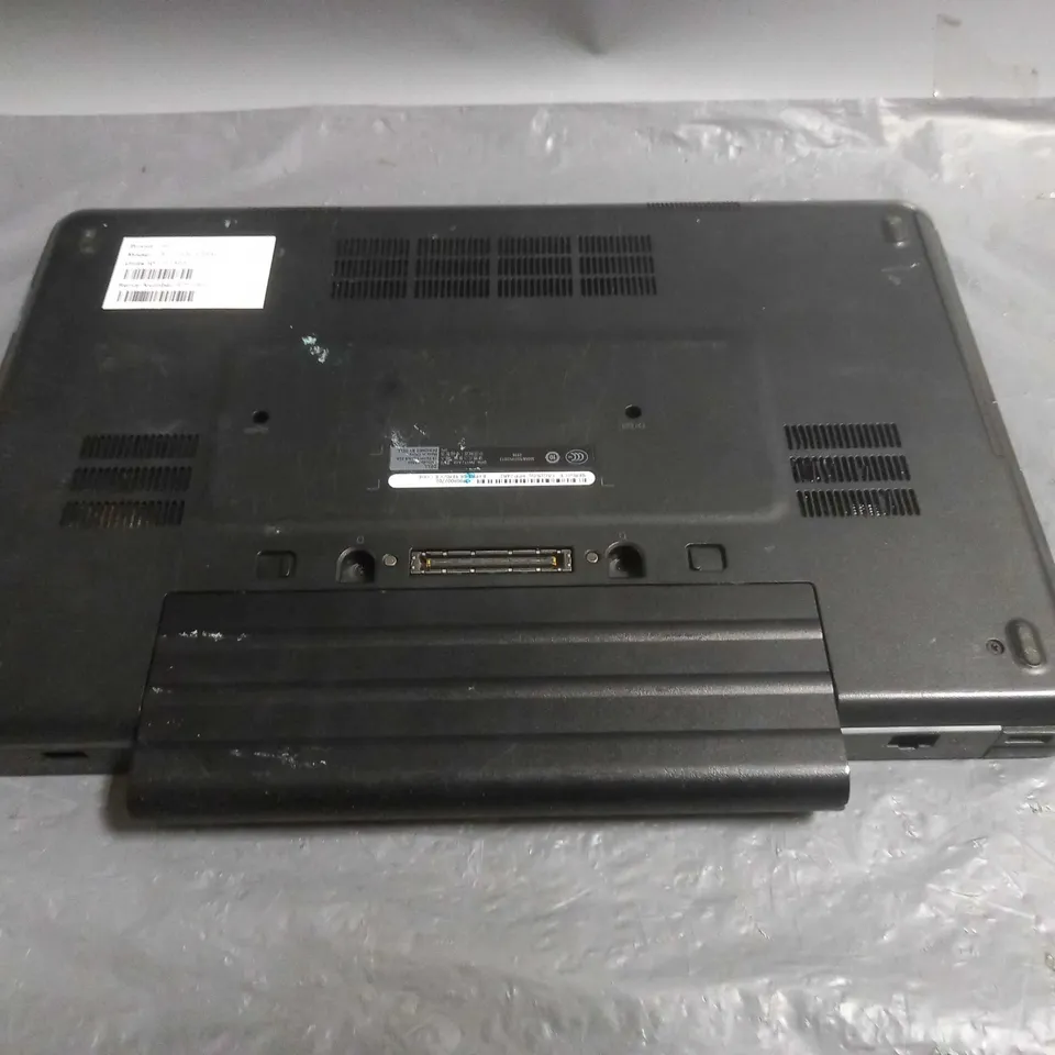 DELL LATITUDE E5540 LAPTOP