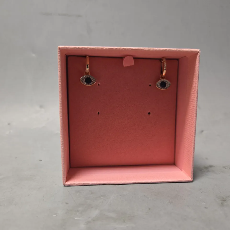 BOXED SWAROVSKI EAR DANGLE EARRINGS 