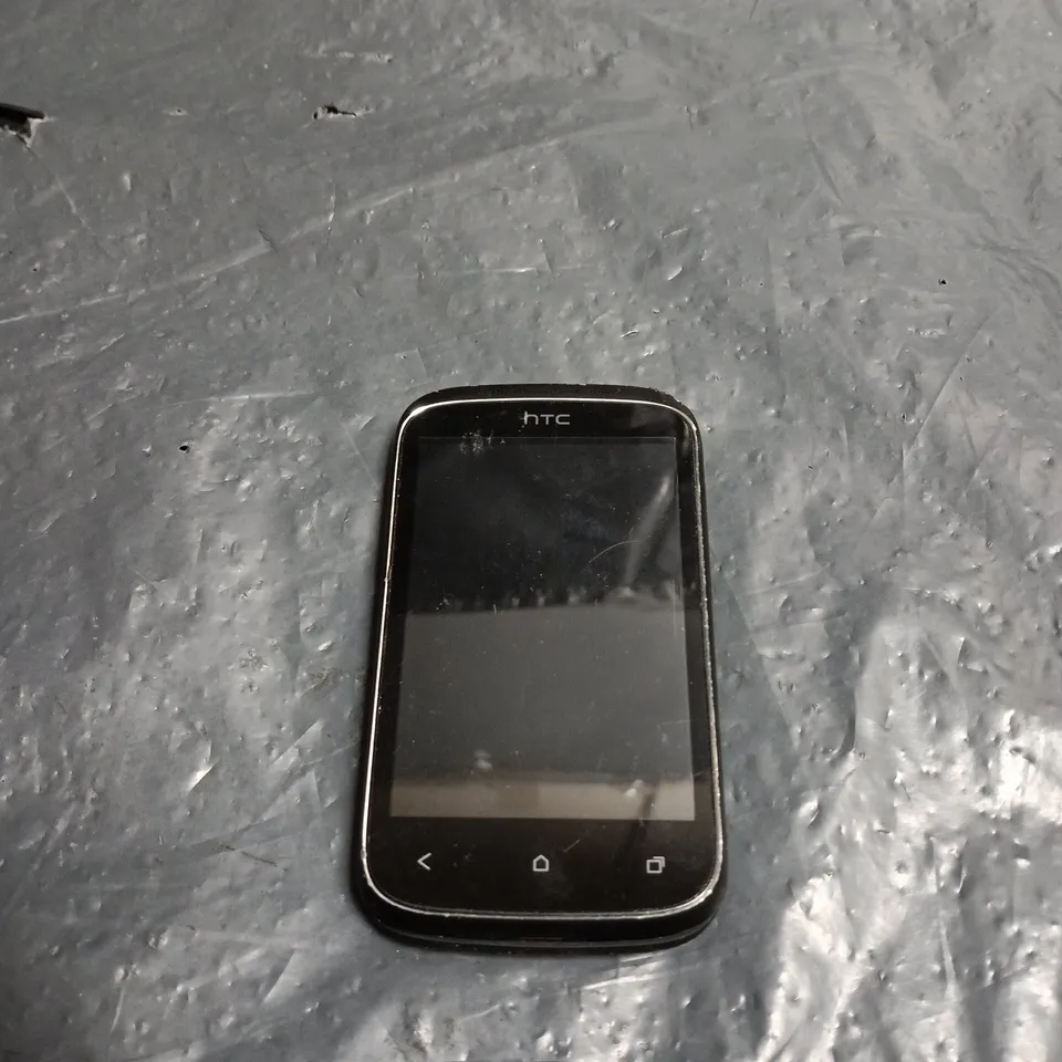 HTC SMARTPHONE WITH BEATS AUDIO – BLACK 