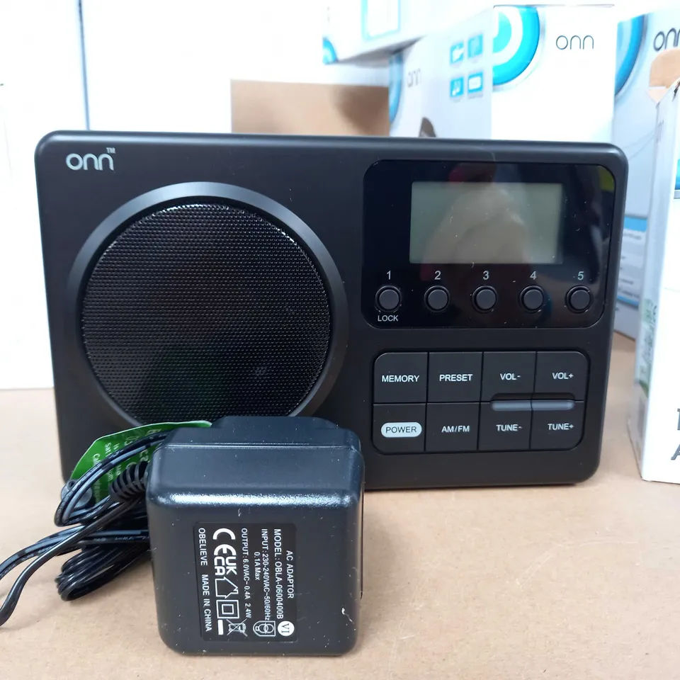 ONN PORTABLE AM/FM RADIO