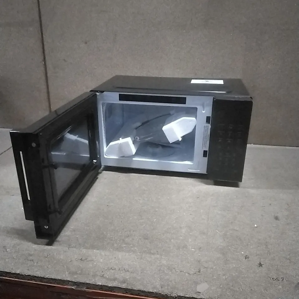 BOXED ELECTRA MICROWAVE OVEN 