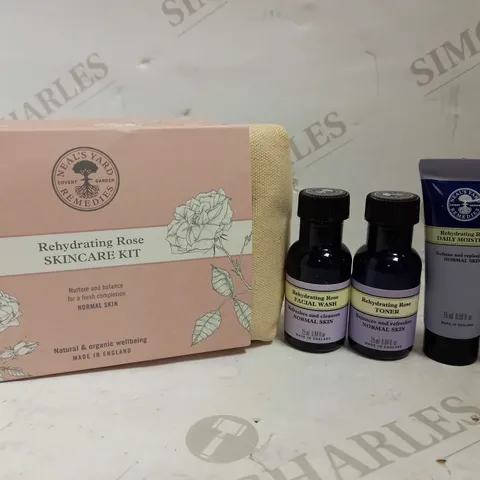 NEAL'S YARD REHYDRATING ROSE SKINCARE KIT