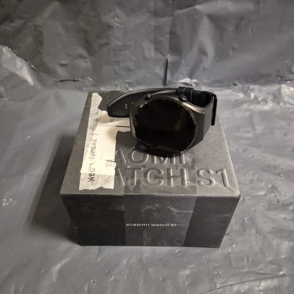 BOXED XIAOMI WATCH S1 IN BLACK RUBBER STRAP