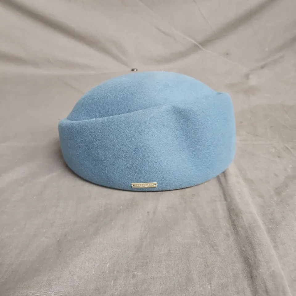 SEEBERGER BLUE FELT CLOCHE HAT – ONE SIZE