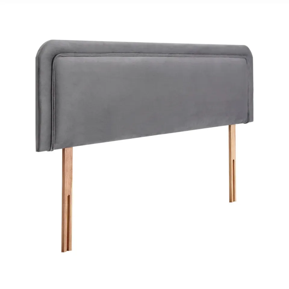 BAGGED WILE UPHOLSTERED HEDBOARD