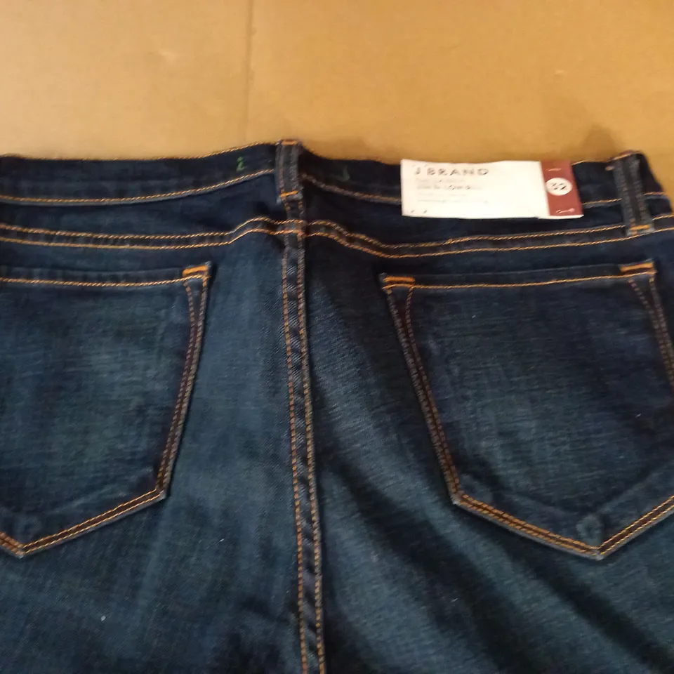 BRAND NEW J BRAND SKINNY SLIM FIT LOW RISE JEANS - 32