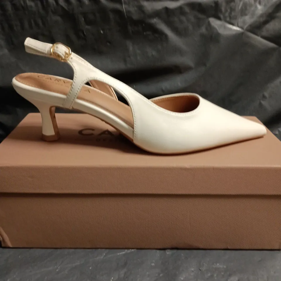 CARVELA CREAM SLINGBACK PUMPS, POINTED TOE, LEATHER SIZE EU 38