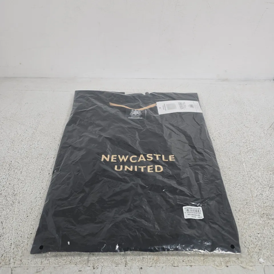 NUFC OFFICIAL MERCHANDISE T-SHIRT – BLACK, SIZE L (MEN'S) – NEWCASTLE UNITED