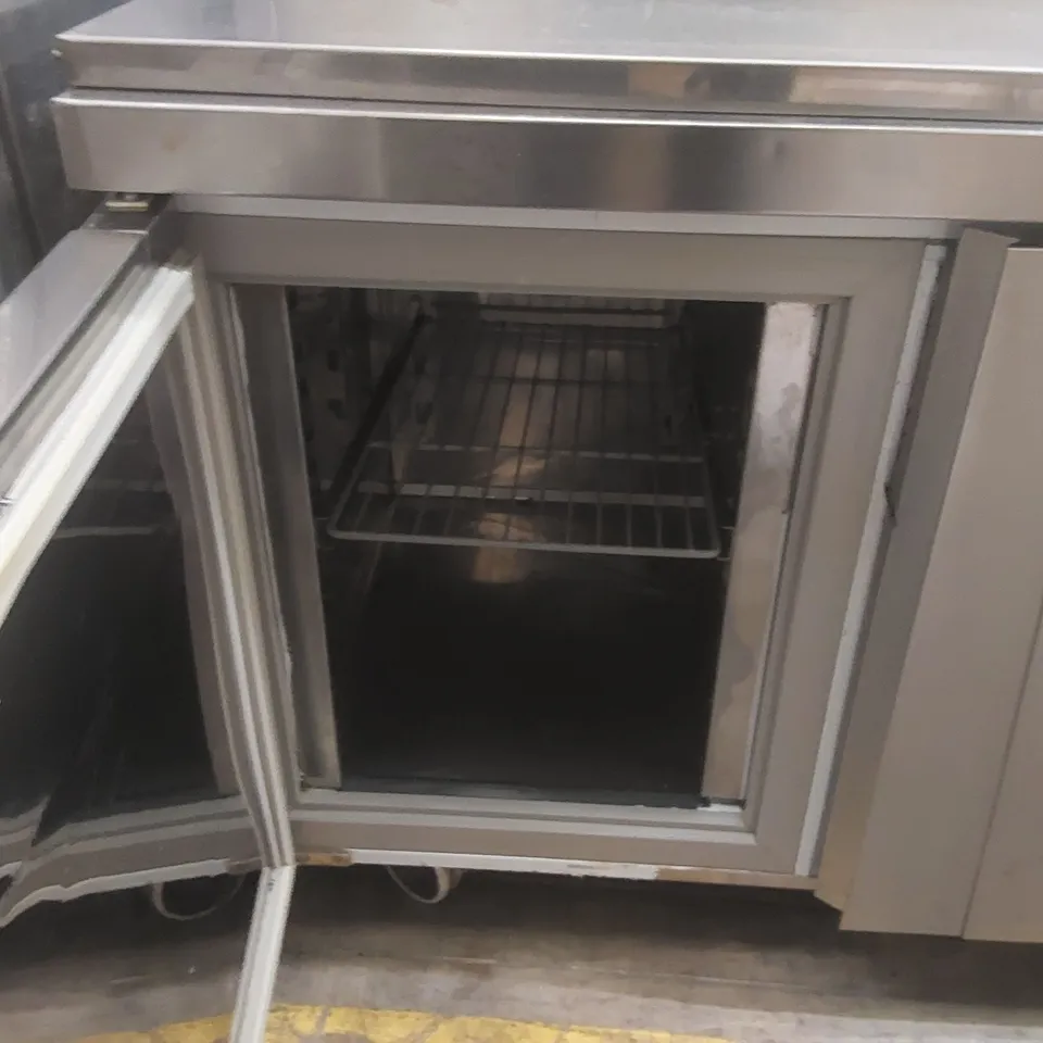 COMMERCIAL STAINLESS STEEL COMMERCIAL COUNTER FRIDGE WITH PREP TABLE