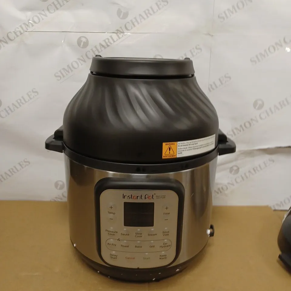 INSTANT POT DUO CRISP AIR FRYER MULTICOOKER