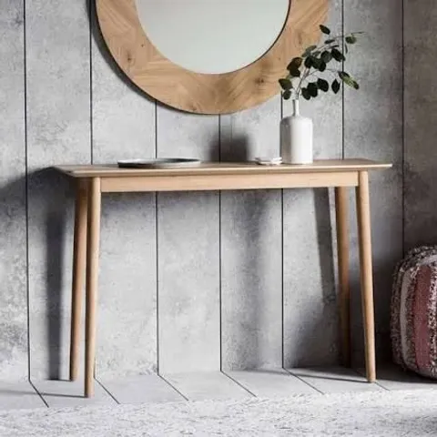 BOXED MALMO SOLID OAK CONSOLE TABLE ( 1 BOX )