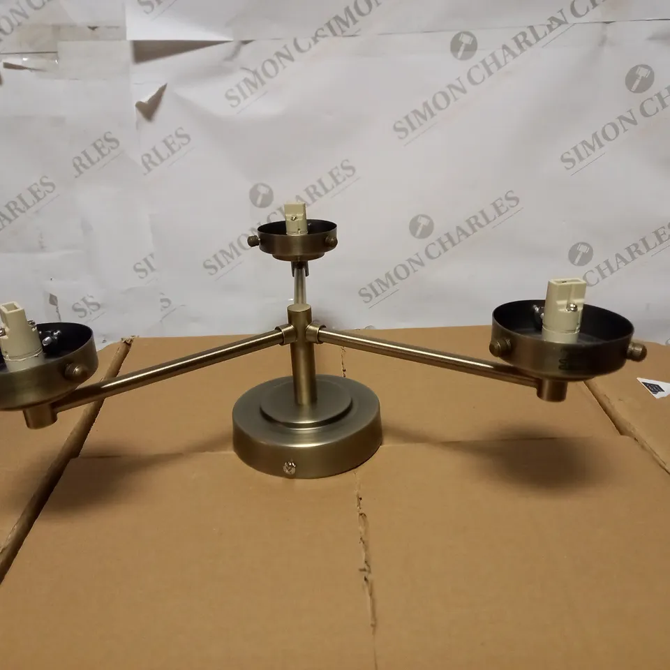 LOT OF APPROXIMATELY 10 ELECTRICALS TO INCLUDE LAMPS, LAMP SHADES, CEILING LIGHTS, ETC - COLLECTION ONLY