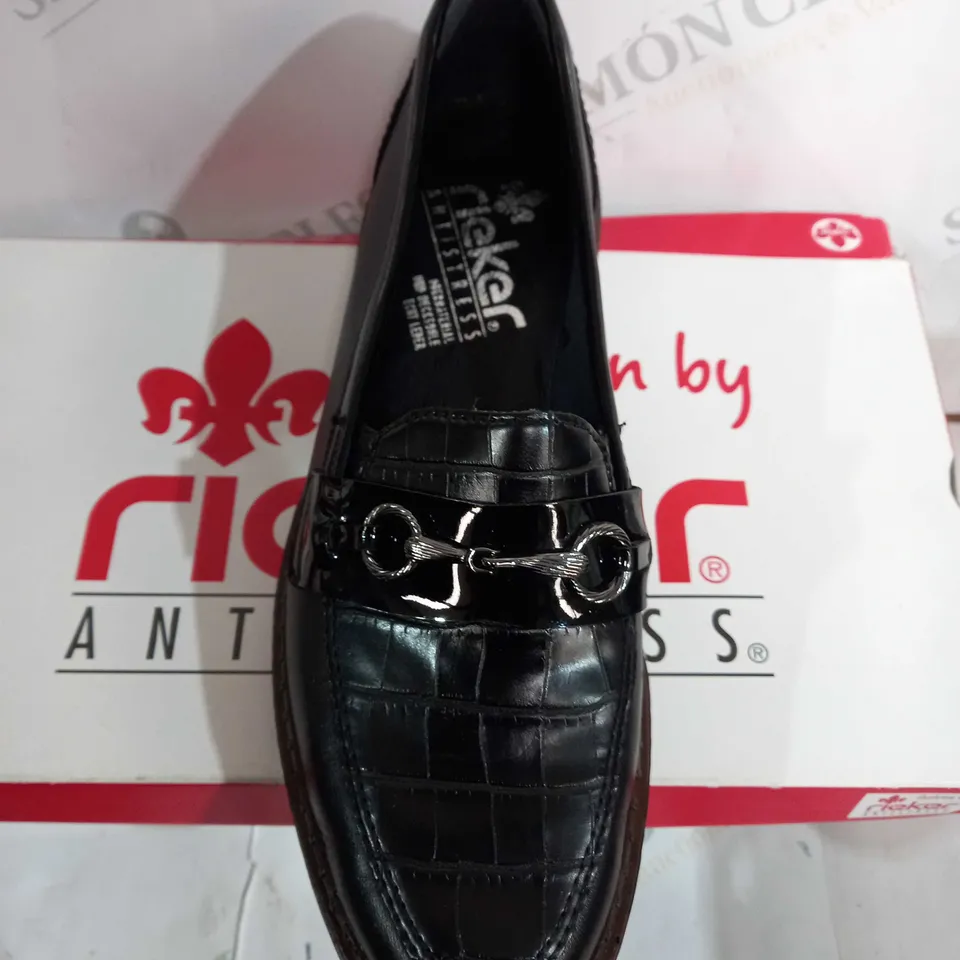 RIEKER FARBE BLACK SIZE 39