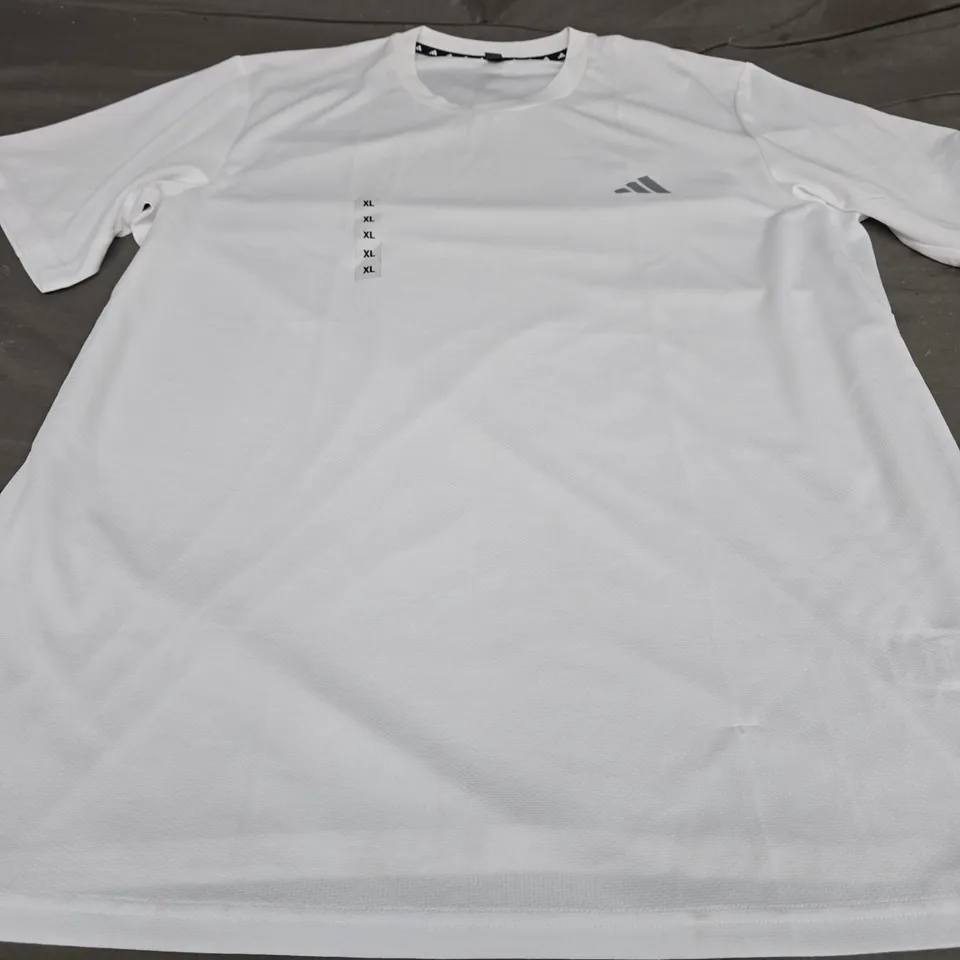 ADIDAS PLAIN LOGO T-SHIRT, WHITE - UK SIZE XL
