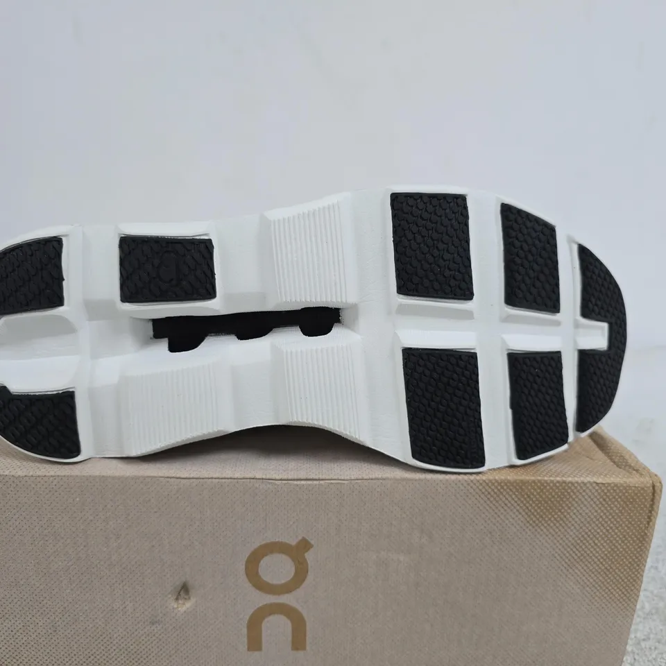 BOXED PAIR OF ON CLOUD CLOUD MONSTER TRAINERS - UK SIZE 6.5