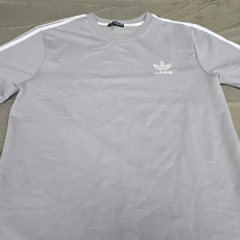 ADIDAS ORIGINAL LOGO SHIRT - SIZE XL