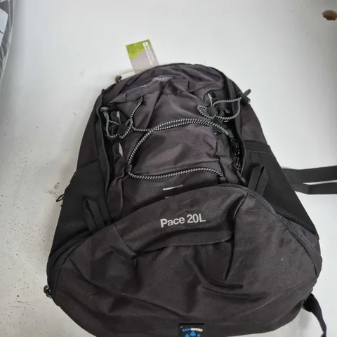 MOUNTAIN WAREHOUSE PACE 20L BACKPACK