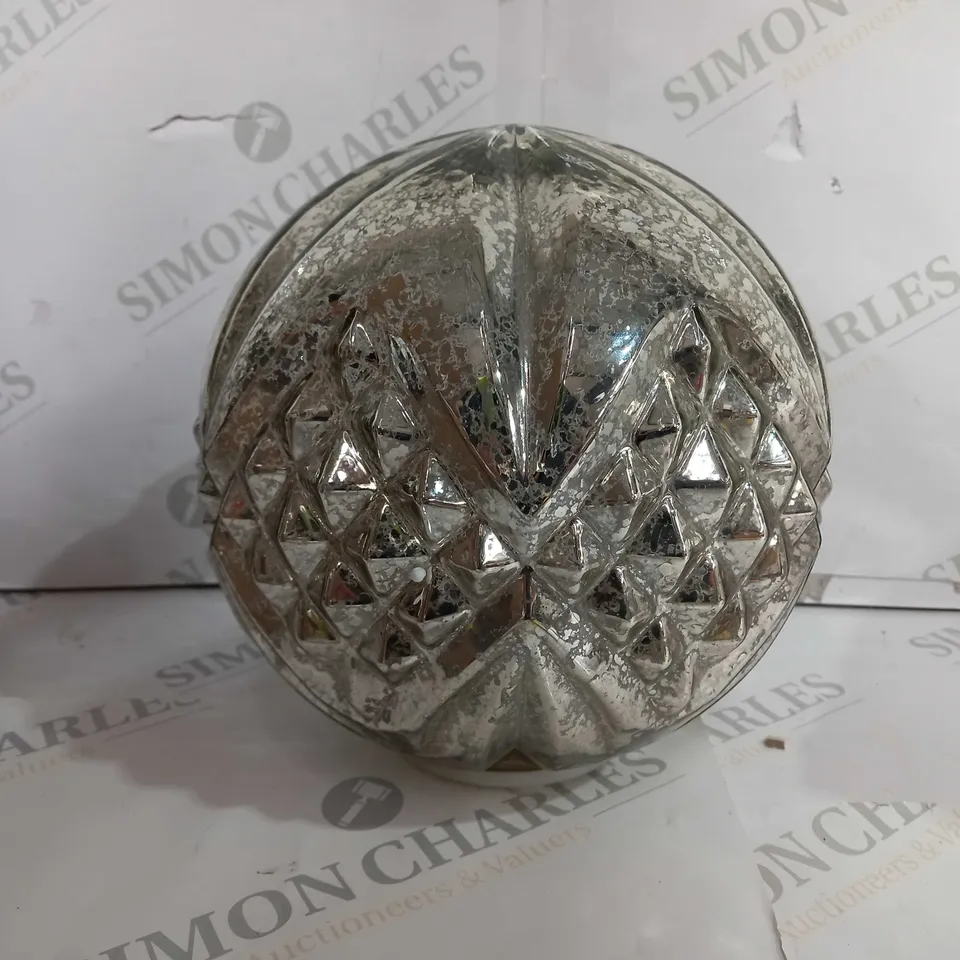 ALISON CORK ROTATING LIGHT MERCURY CUT GLASS DECORATION