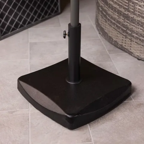 BOXED PHOENIX CONCRETE CONCRETE FREESTANDING PARASOL BASE (1 BOX)