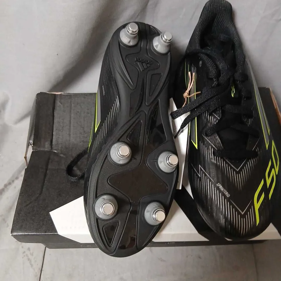 ADIDAS F50 LEAGUE SG J FOOTBALL BOOTS – BLACK/NEON YELLOW, UK 2 1/2