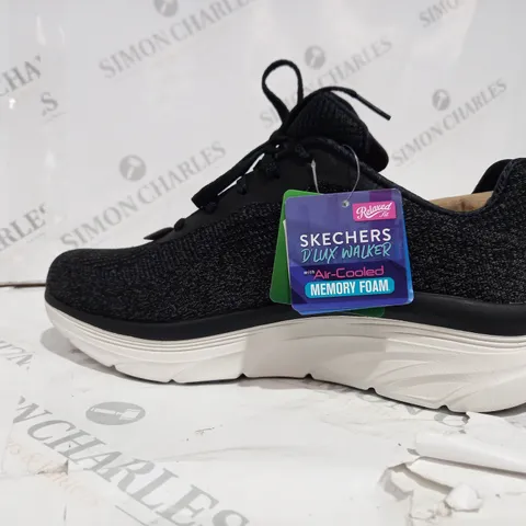 BLACK SKETCHER TRAINERS SIZE 6 AND HALF 