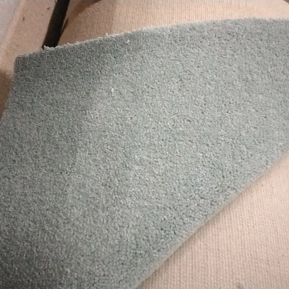 ROLL OF CRAFTSMAN SOLAR LIGHT BLUE CARPET APPROXIMATELY 4M X 22M