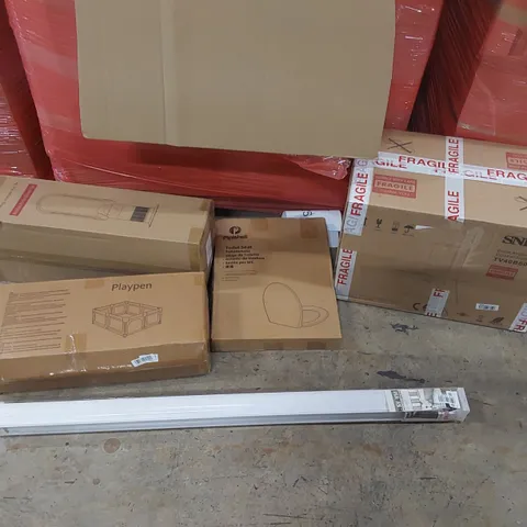 PALLET OF ASSORTED ITEMS INCLUDING: BLADELESS PURIFIER & HEATER, PLAYPEN, COOKER HOOD, BLINDS, TOILET SEAT ECT