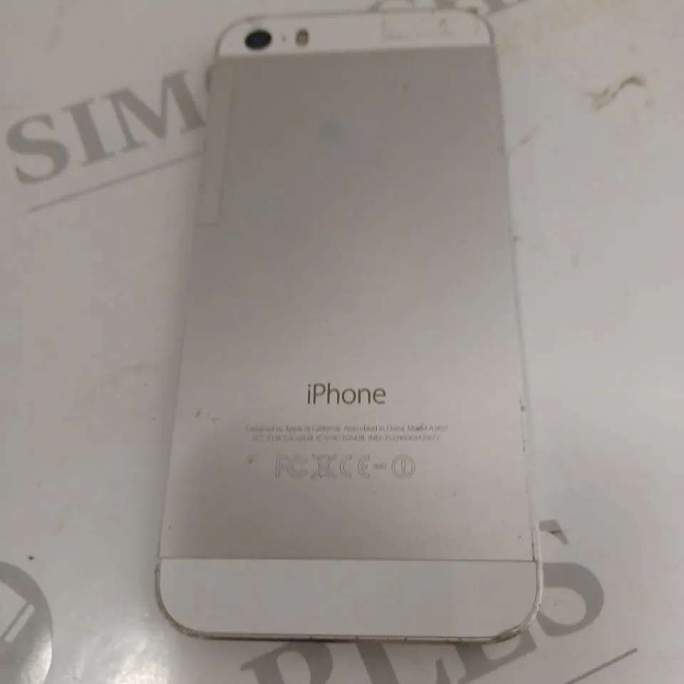 APPLE IPHONE MOBILE PHONE - A1457