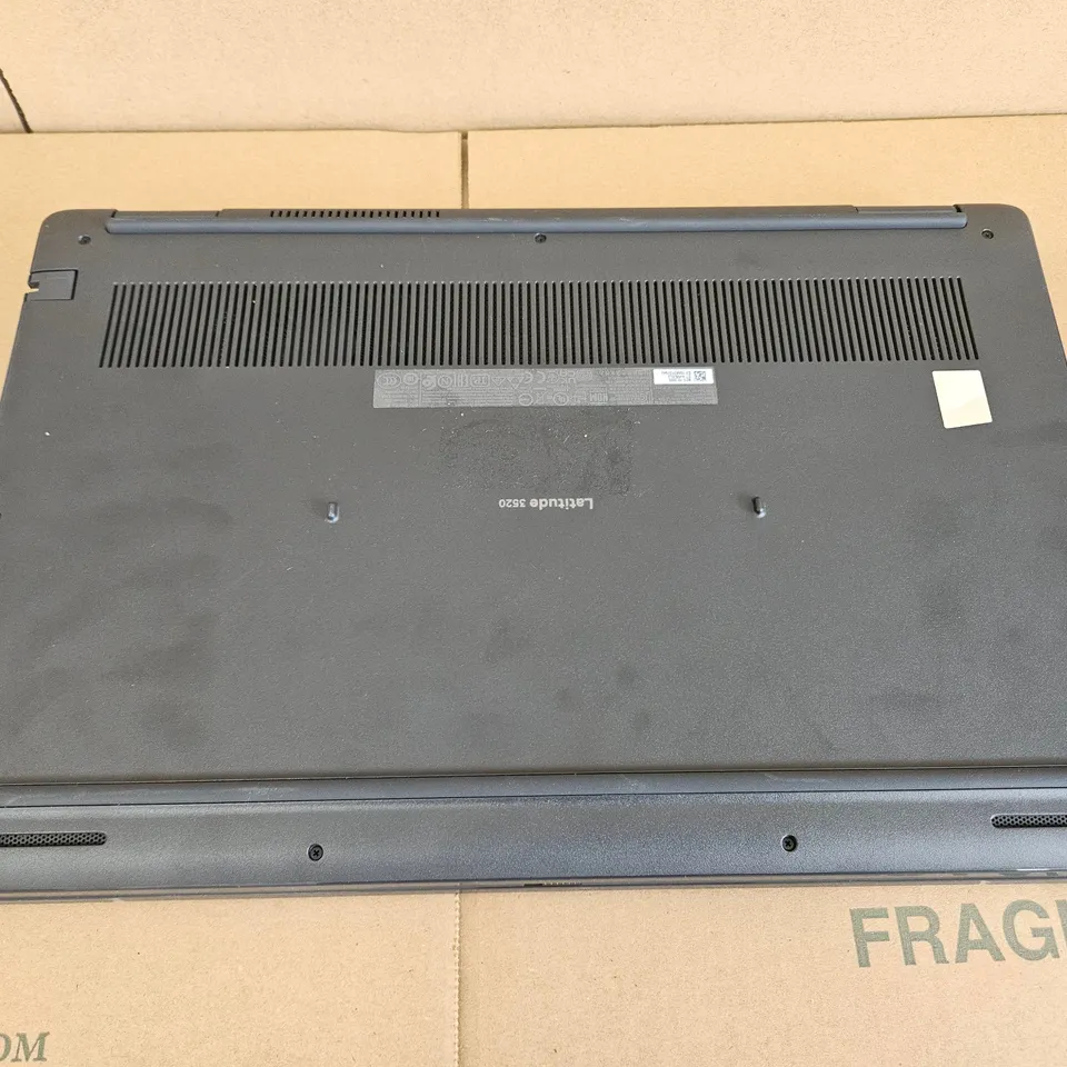 DELL LATITUDE 3520 LAPTOP INTEL CORE I5-1135G7, 8GB RAM, 256GB SSD