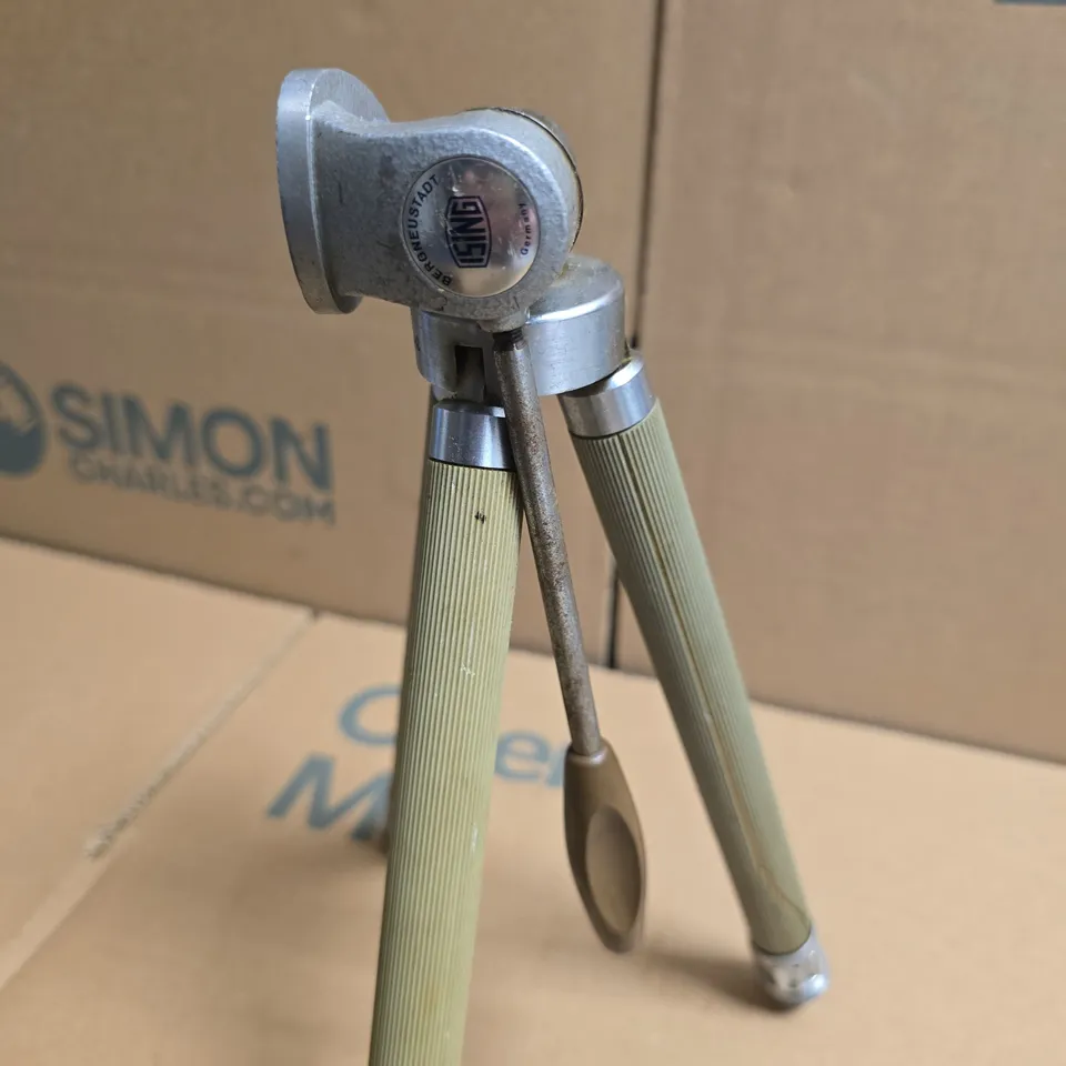 UNBOXED ISING CINE VINTAGE METAL CAMERA TRIPOD