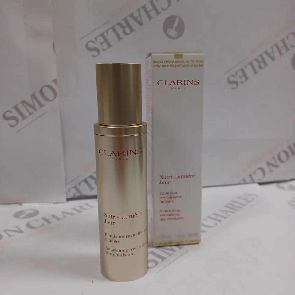 CLARINS NUTRI-LUMIÈRE EMULSION JOUR 50 ML