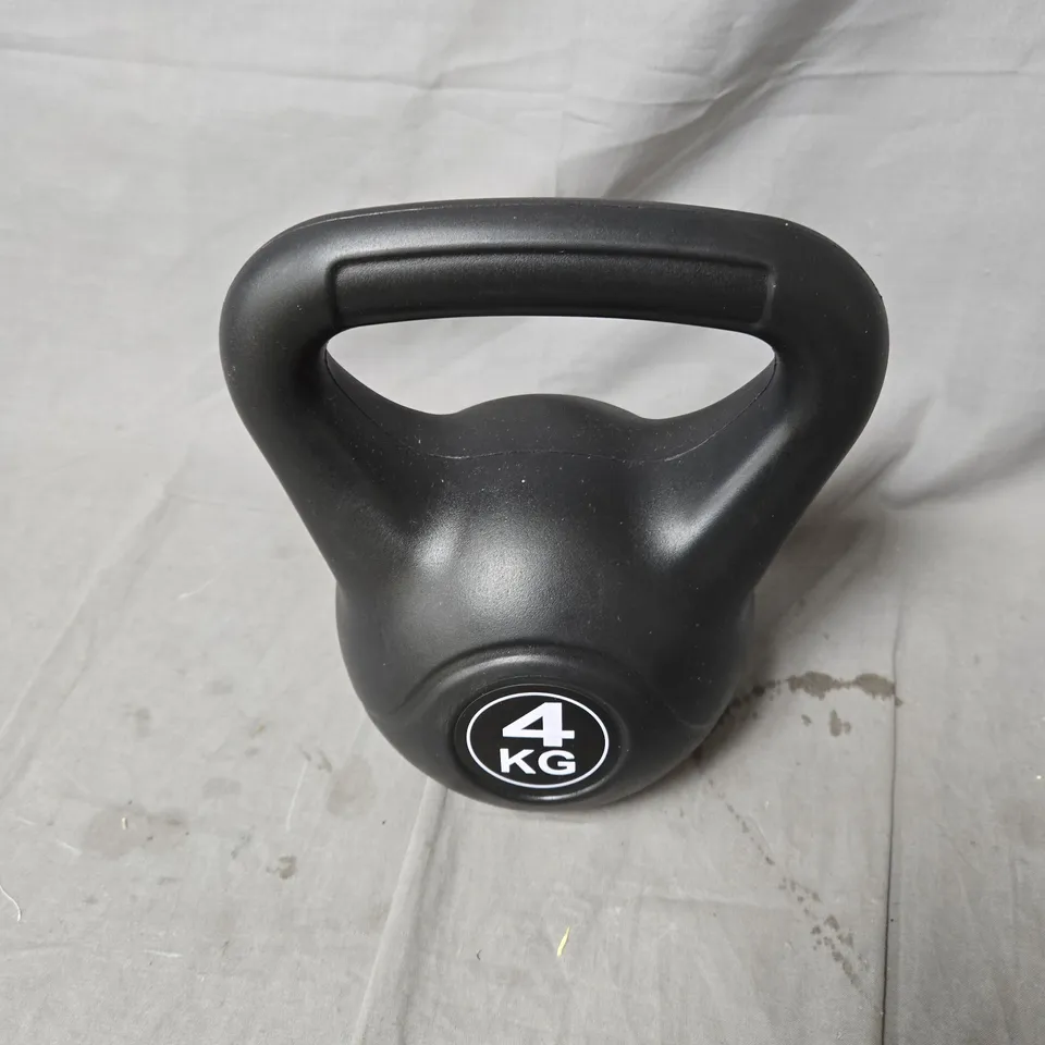 BLACK KETTLEBELL – 4 KG