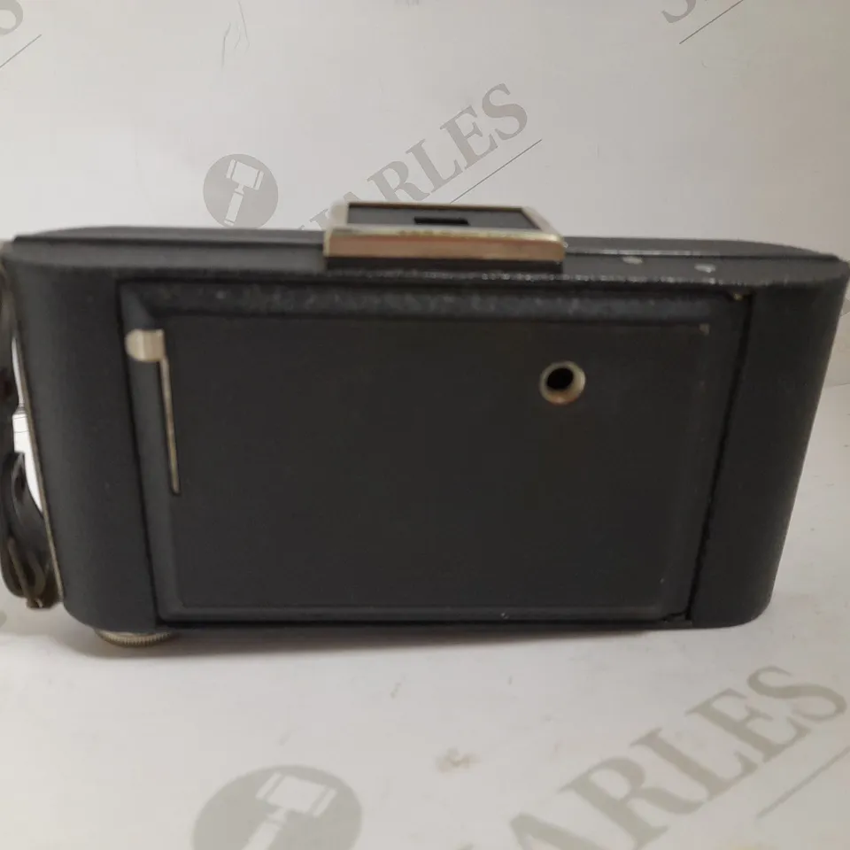 KODAK FOLDING BROWNIE SIX-20 CAMERA