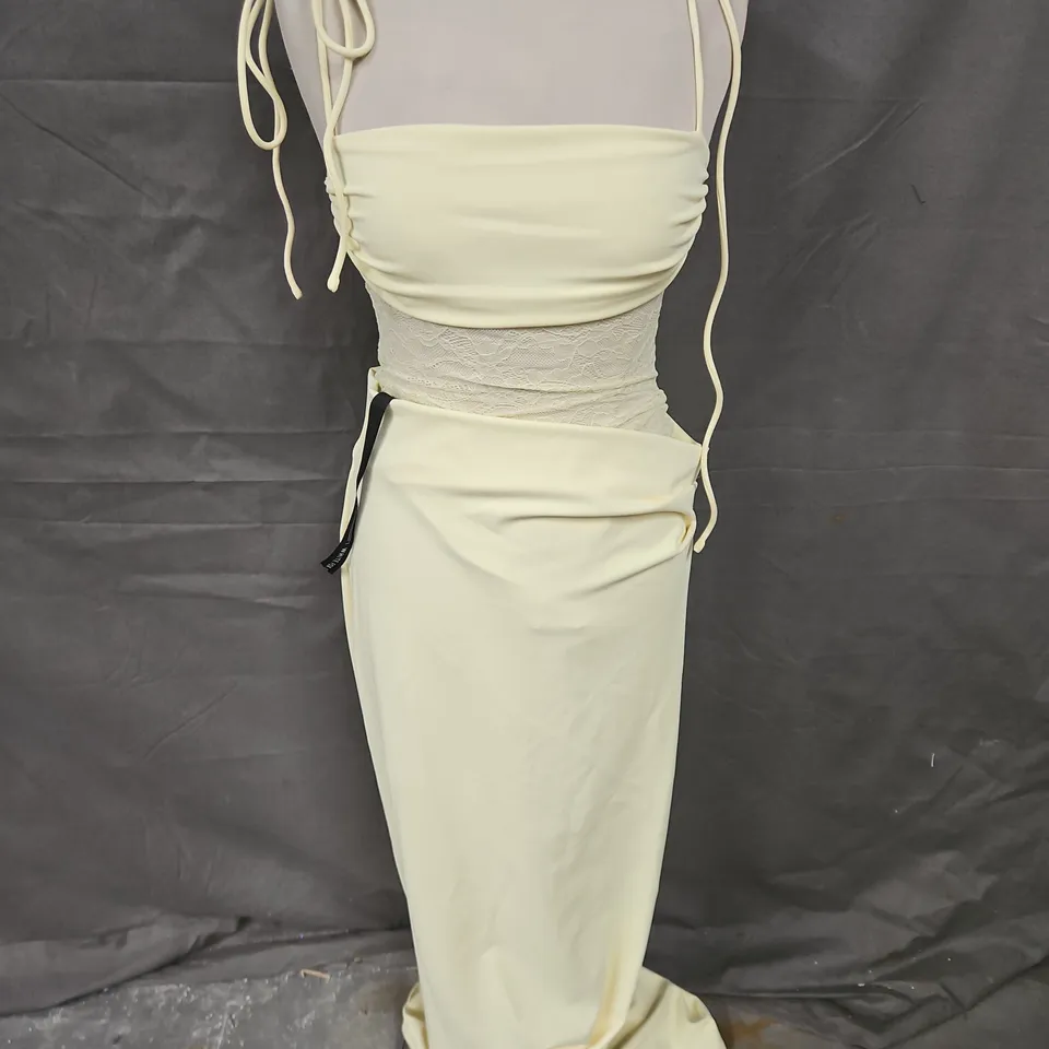WHITE FOX COMPLIMENT ME MAXI DRESS IN LEMON SIZE S