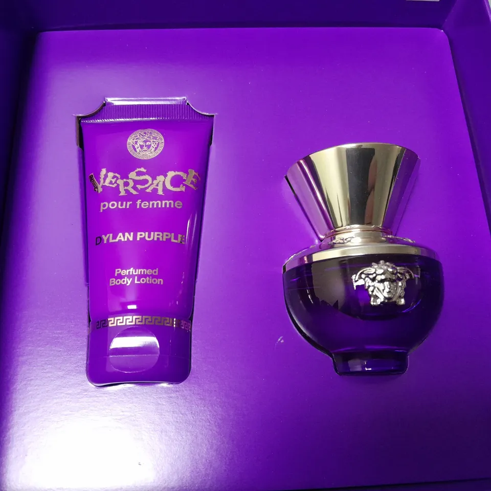 BOXED VERSACE POUR FEMME DYLAN PURPLE EAU DE PARFUM SET